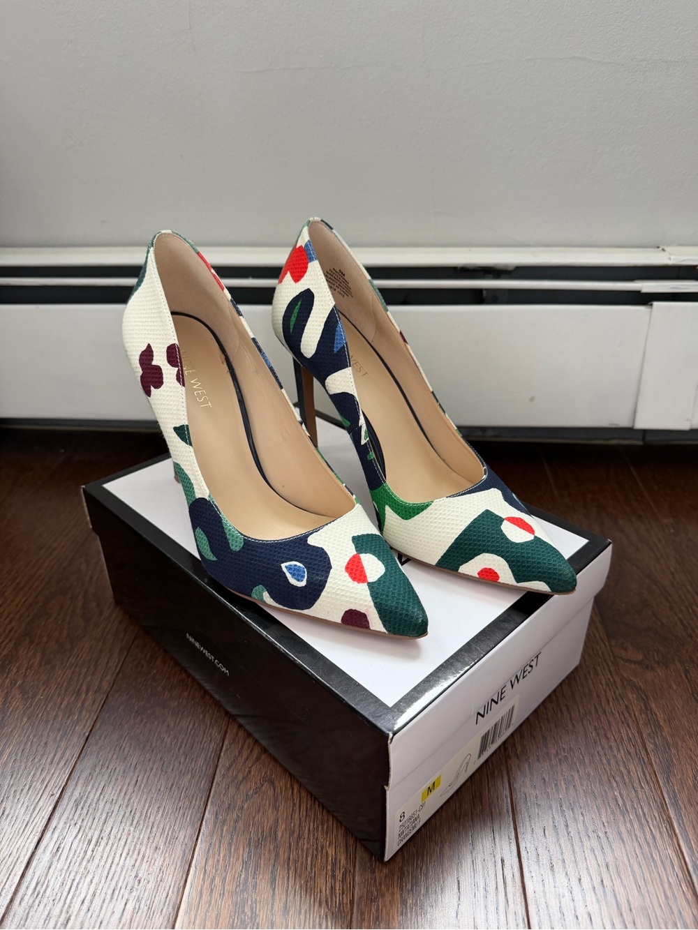 Nine West Tatiana Multicolor Abstract Pointed-Toe Pumps Sz 8